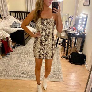 Snakeskin Print Bodycon Dress